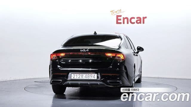 2022 Kia (Киа) K5 3rd Gen — миниатюра 9