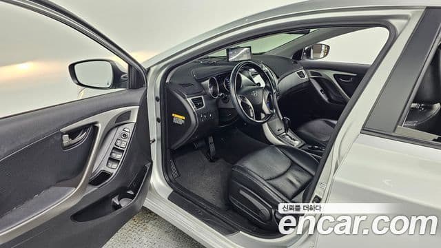 2013 Hyundai (Хёндэ) Avante MD — миниатюра 9