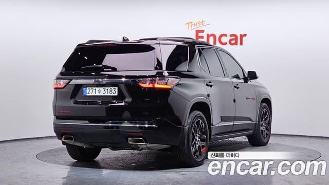 2021 Chevrolet 트래버스 — миниатюра 2