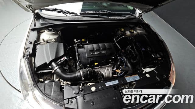 2015 Chevrolet 어메이징 뉴 크루즈 — миниатюра 4