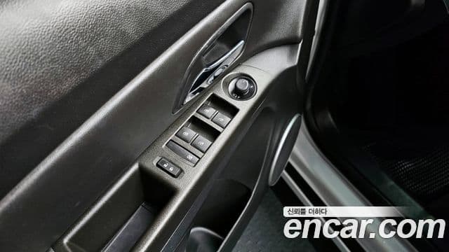 2015 Chevrolet 어메이징 뉴 크루즈 — миниатюра 10