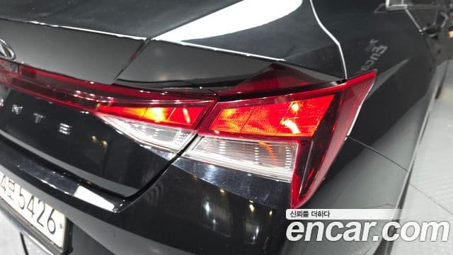 2020 Hyundai (Хёндэ) Avante Hybrid (CN7) — миниатюра 2