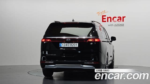 2020 Kia (Киа) Carnival 4th Gen — миниатюра 8