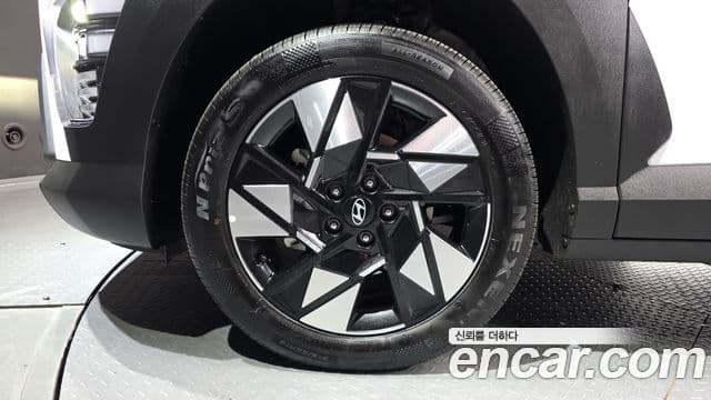 2024 Hyundai (Хёндэ) Kona (SX2) — миниатюра 7