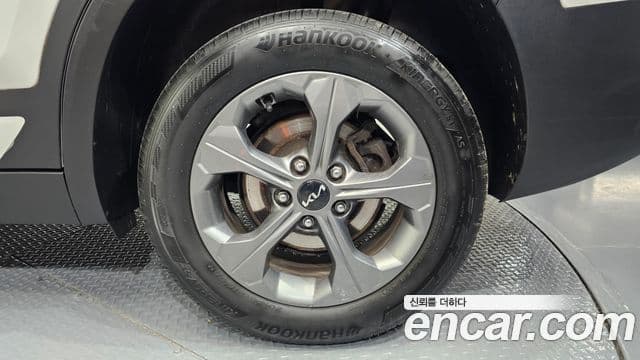 2022 Kia (Киа) Seltos — миниатюра 9