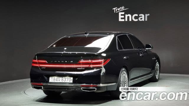 2020 Genesis G90 — миниатюра 2