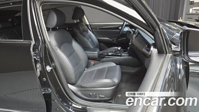 2016 Kia (Киа) All New K7 Hybrid — миниатюра 8