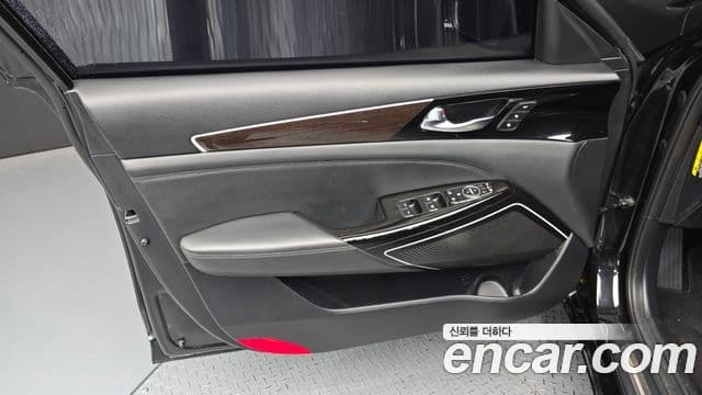 2016 Kia (Киа) All New K7 Hybrid — миниатюра 5