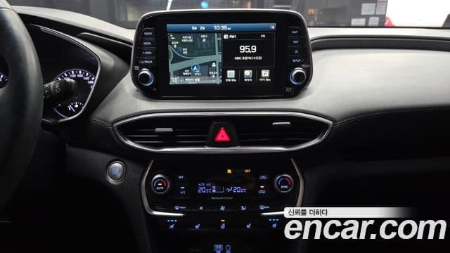 2018 Hyundai (Хёндэ) Santa Fe TM — миниатюра 4