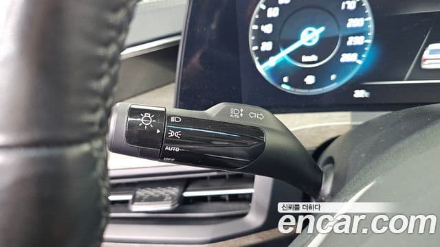 2023 Kia (Киа) K8 — миниатюра 7