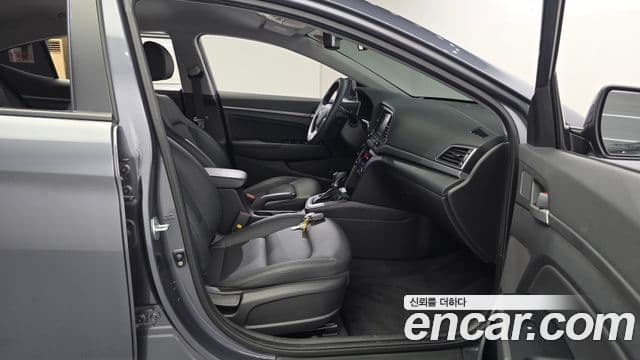 2018 Hyundai (Хёндэ) Avante AD — миниатюра 3
