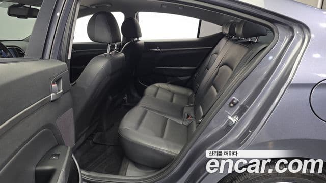 2018 Hyundai (Хёндэ) Avante AD — миниатюра 8