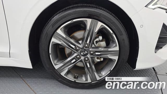 2021 Kia (Киа) K5 3rd Gen — миниатюра 7