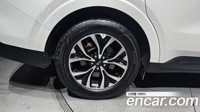 2021 Kia (Киа) Carnival 4th Gen — миниатюра 3