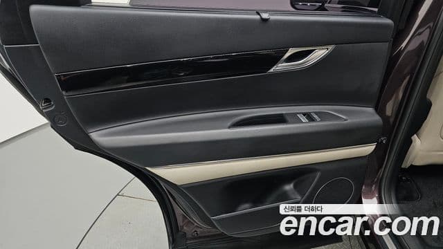 2022 Genesis GV80 — миниатюра 5