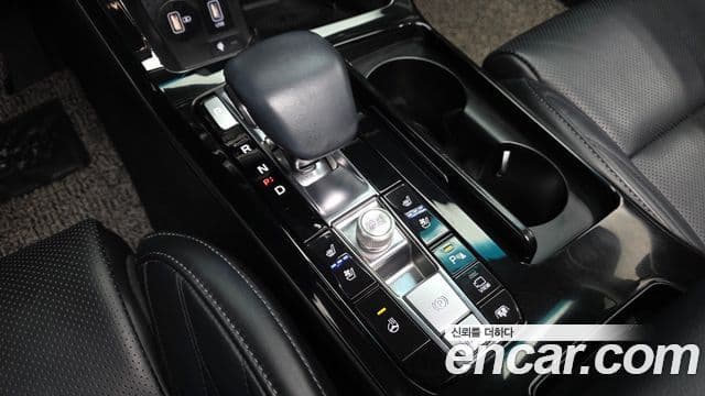 2020 Kia (Киа) K7 프리미어 — миниатюра 10