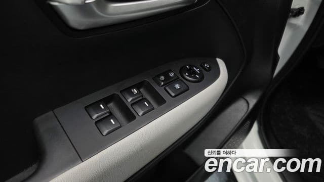 2024 Kia (Киа) The New Ray EV — миниатюра 3