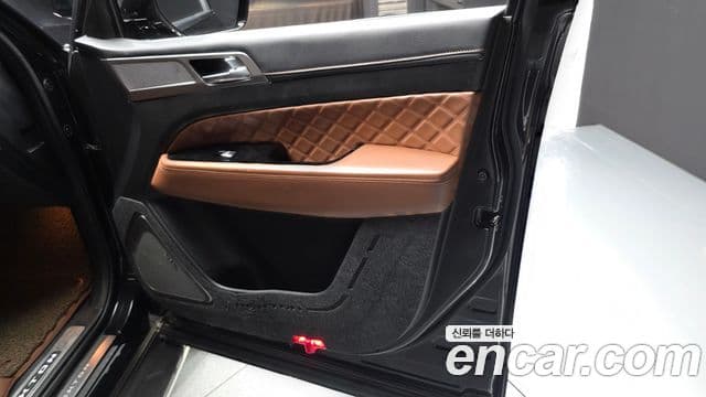 2019 SsangYong G4 렉스턴 — миниатюра 10