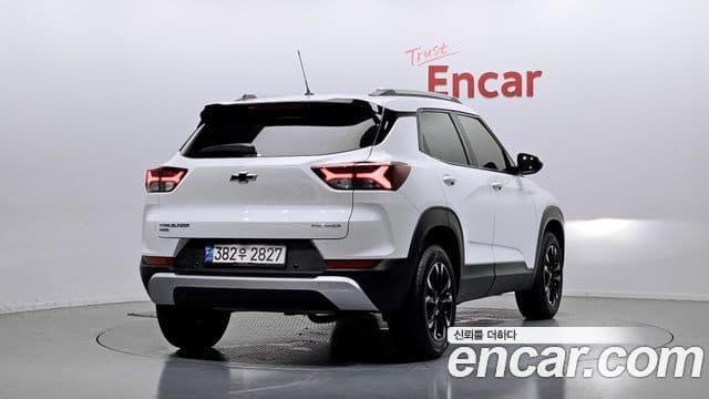 2021 Chevrolet Trailblazer — миниатюра 3
