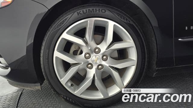 2019 Chevrolet 임팔라 — миниатюра 2