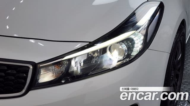 2016 Kia (Киа) The New K3 — миниатюра 8