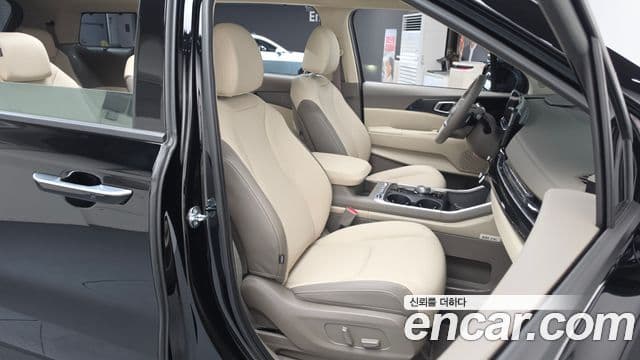 2025 Kia (Киа) The New Carnival 4th Gen — миниатюра 5