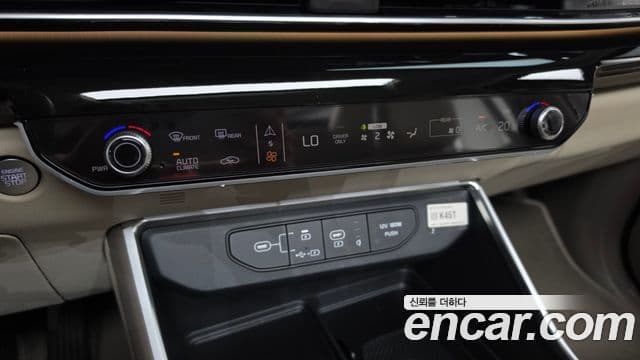 2025 Kia (Киа) The New Carnival 4th Gen — миниатюра 6