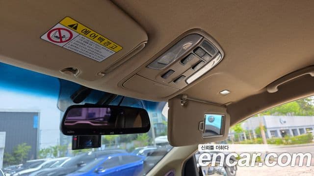 2015 Kia (Киа) All New Carnival — миниатюра 4