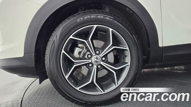 2019 SsangYong 뷰티풀 코란도 — миниатюра 5