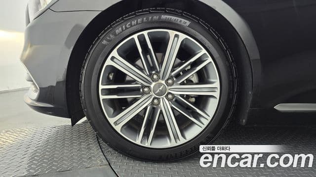 2017 Genesis G80 — миниатюра 8