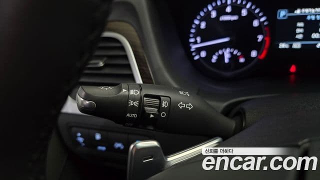 2017 Genesis G80 — миниатюра 5