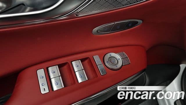 2021 Genesis GV70 — миниатюра 2