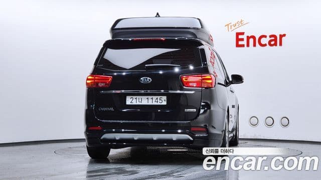 2018 Kia (Киа) The New Carnival — миниатюра 3