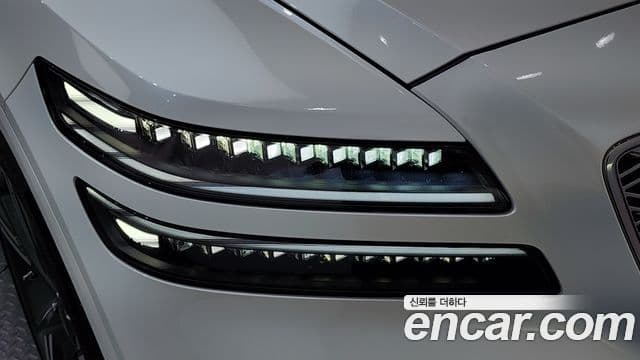 2024 Genesis GV80 — миниатюра 10