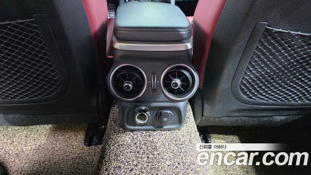 2017 Kia (Киа) 스팅어 — миниатюра 3