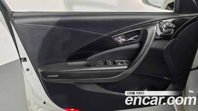 2014 Hyundai (Хёндэ) Grandeur HG — миниатюра 10