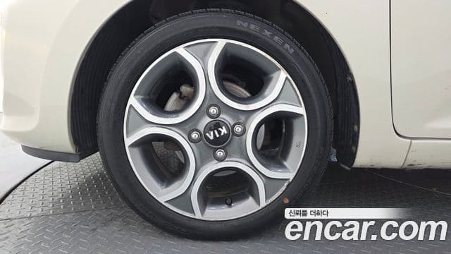 2015 Kia (Киа) All New Morning — миниатюра 3