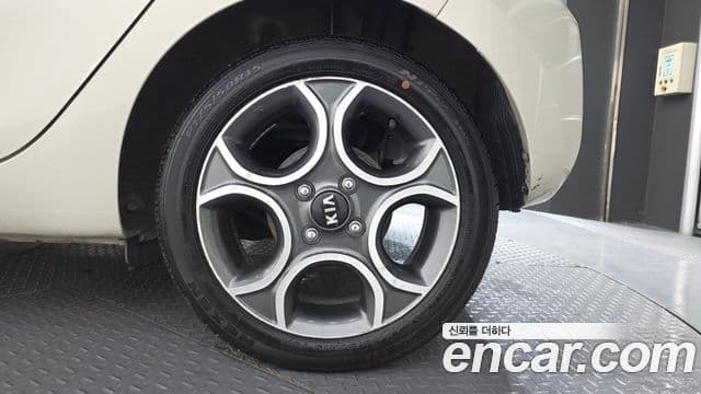 2015 Kia (Киа) All New Morning — миниатюра 6